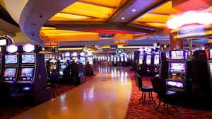 Tampilan permainan Aviator dari Hacksaw Gaming di italia slot dengan multiplier real-time